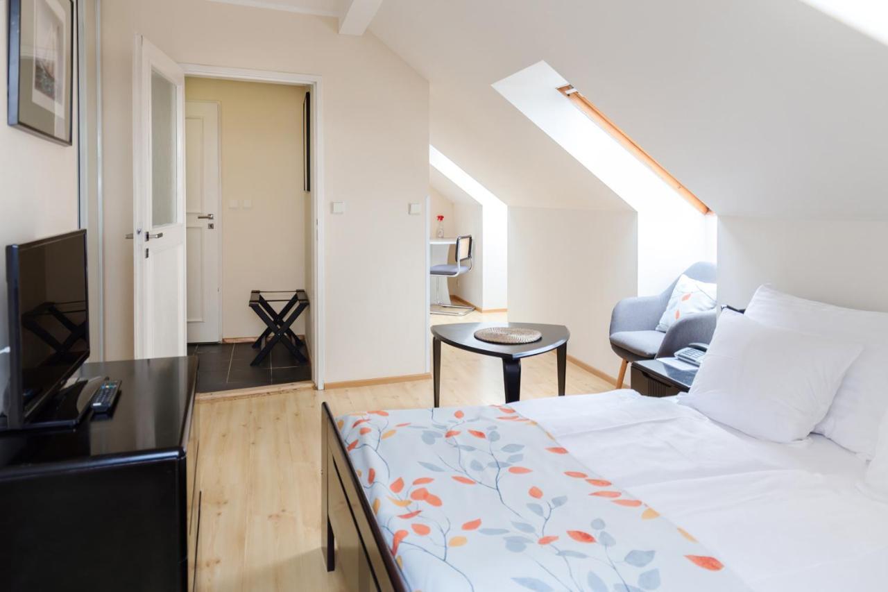 Hotel Orion Praag Buitenkant foto