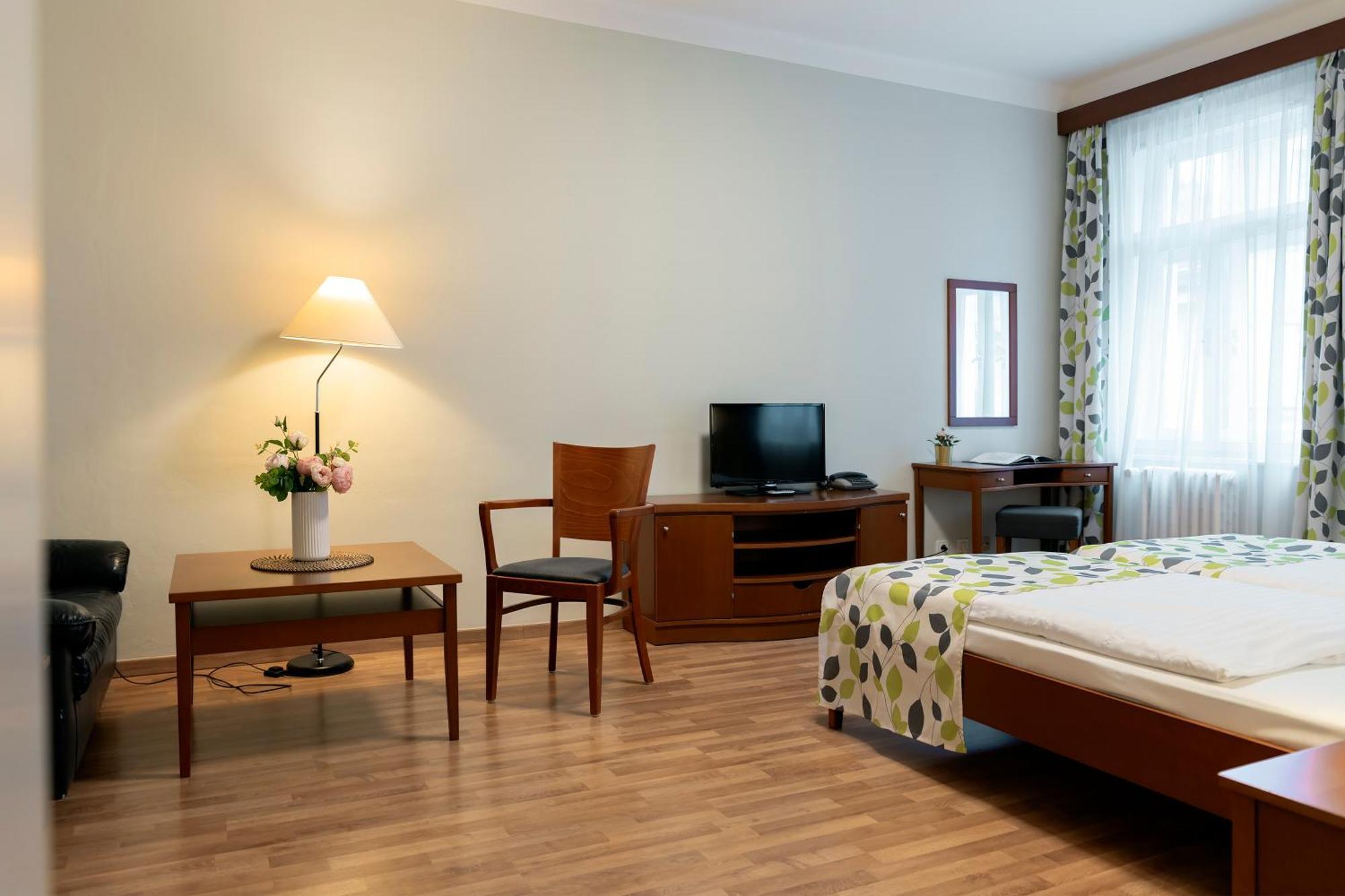 Hotel Orion Praag Buitenkant foto