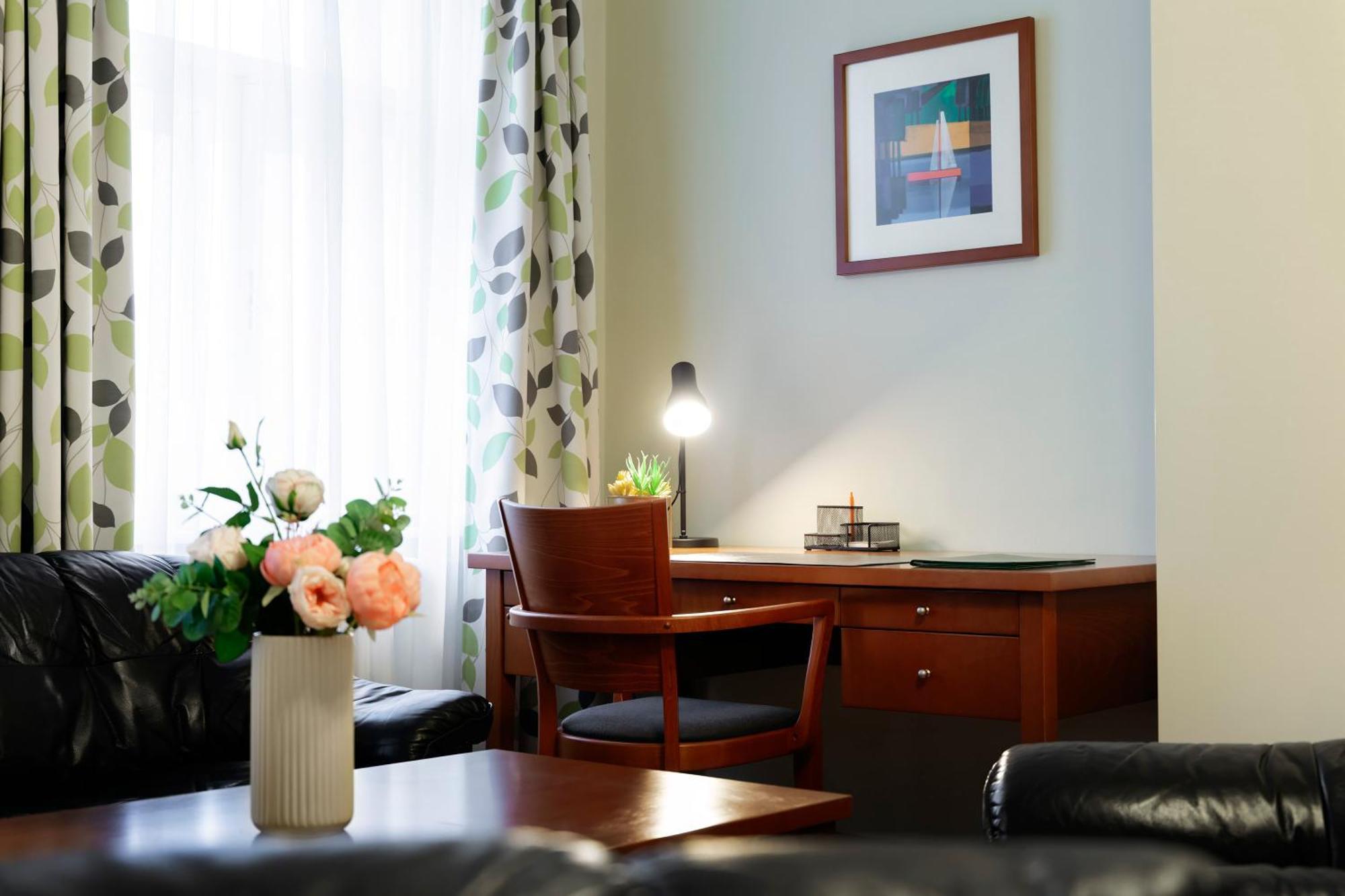 Hotel Orion Praag Buitenkant foto